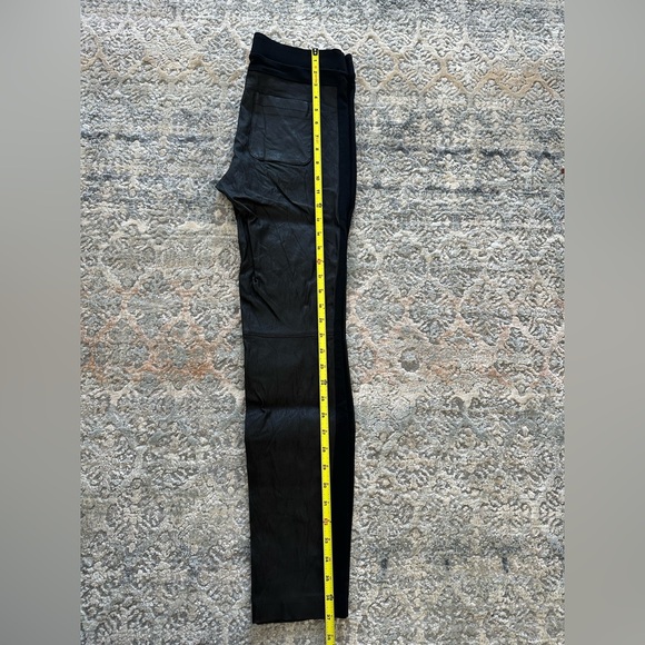 VINCE leather pants size 6 - Picture 6 of 10